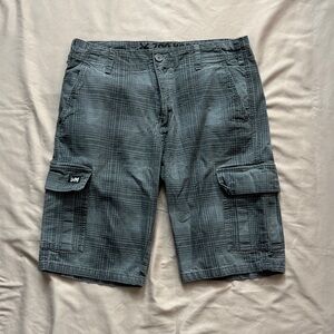 Zoo York Gray Plaid Cargo Shorts Men’s 32